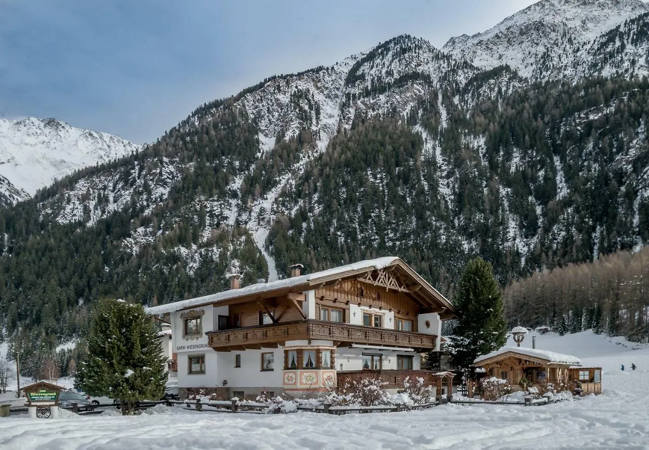 Apart Wiesengrund Solden 4*,  Austria